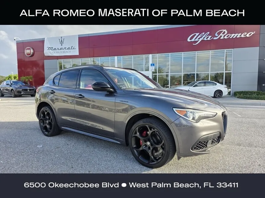 2022 Alfa Romeo Stelvio Ti Sport photo 1