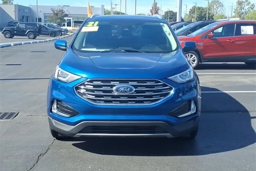2021 Ford Edge SEL photo 1