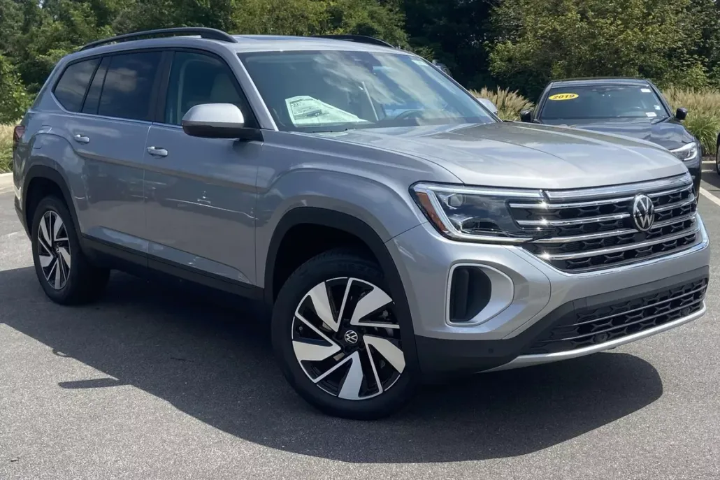 2026 Volkswagen Atlas SE Technology photo 1