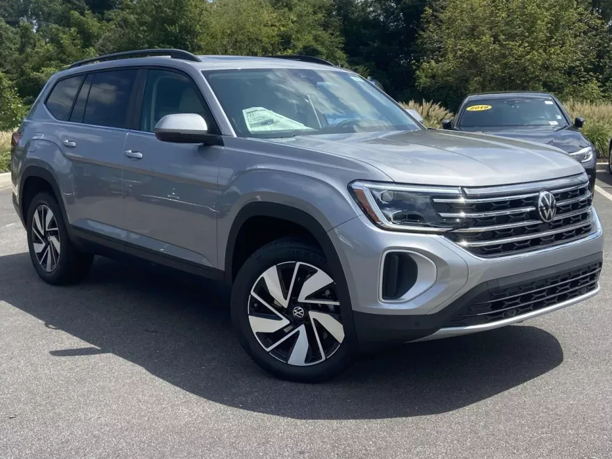 2026 Volkswagen Atlas SE Technology photo 1