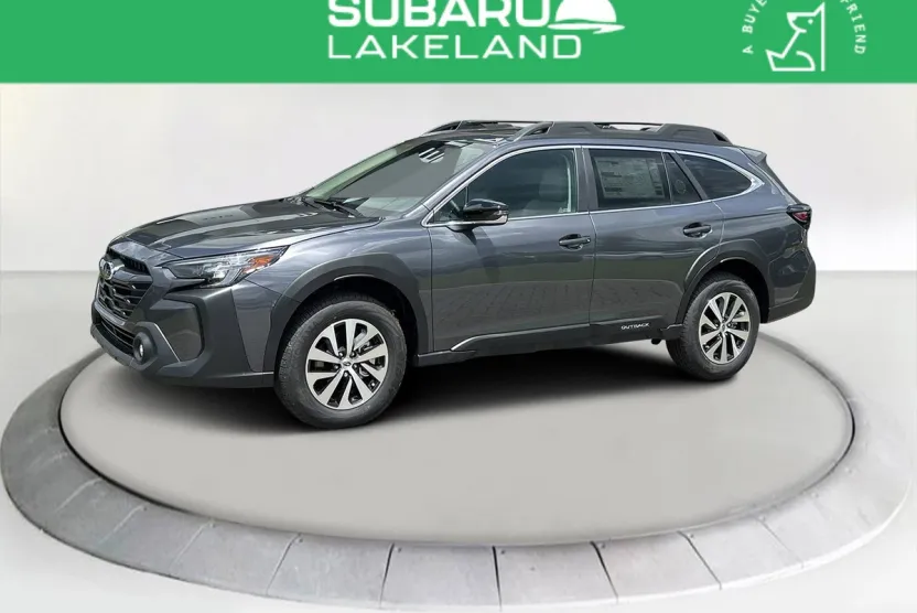2025 Subaru Outback Premium photo 1