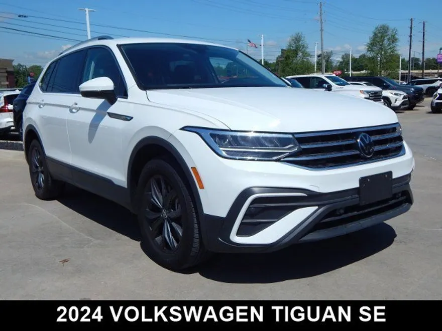 2024 Volkswagen Tiguan SE Sport photo 1