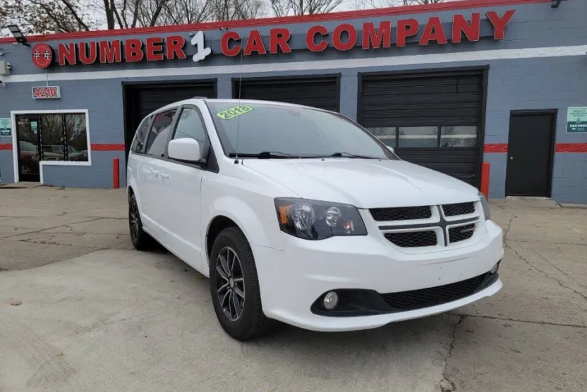 2018 Dodge Grand Caravan GT photo 1