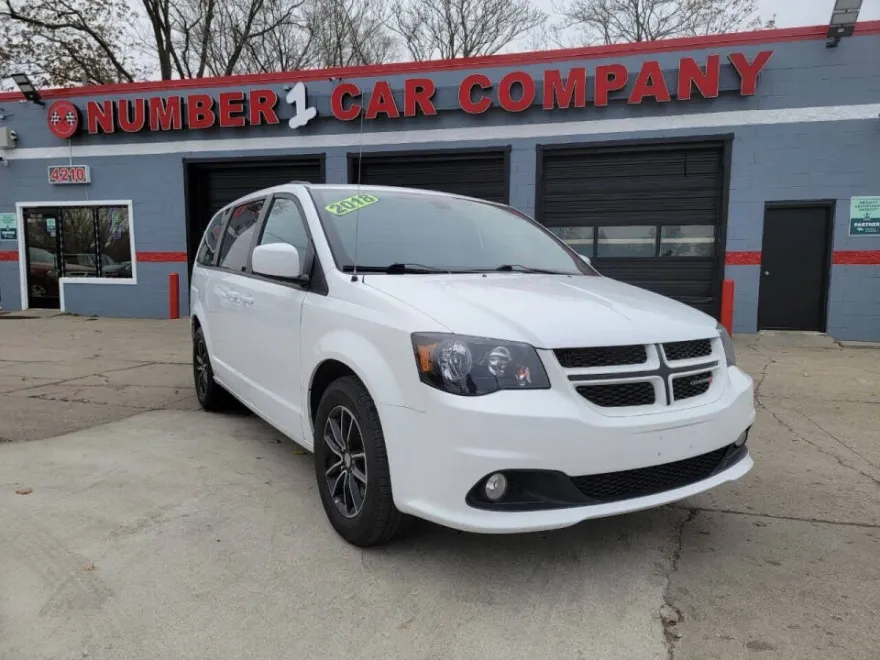 2018 Dodge Grand Caravan GT photo 1