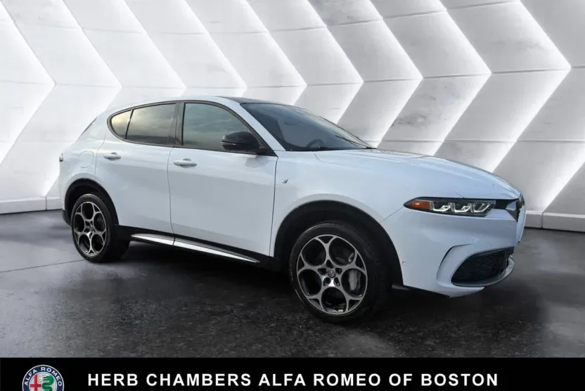 2024 Alfa Romeo Tonale Ti photo 1