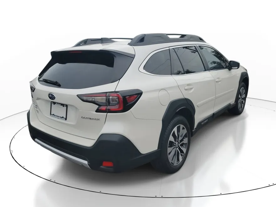 2024 Subaru Outback Limited photo 1