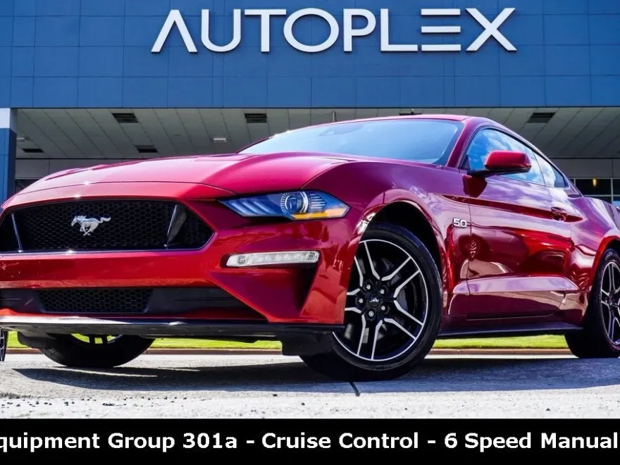 2022 Ford Mustang GT photo 1