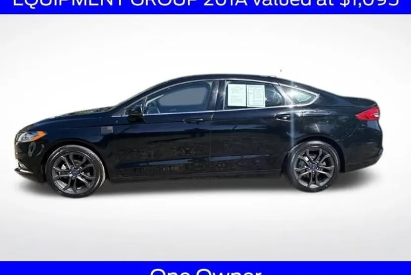 2018 Ford Fusion SE photo 1