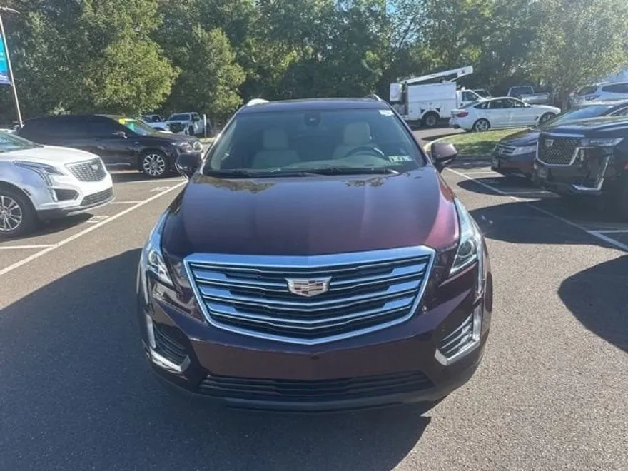 2017 Cadillac XT5 Luxury photo 1