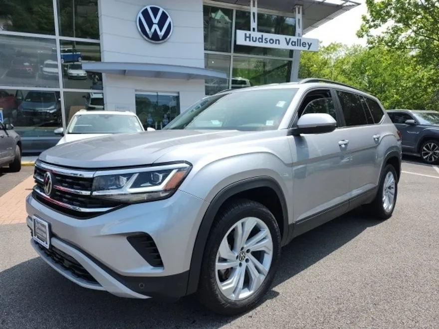 2022 Volkswagen Atlas V6 SE Technology photo 1