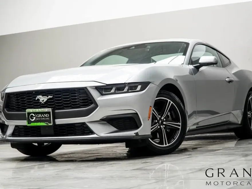 2024 Ford Mustang EcoBoost Premium photo 1