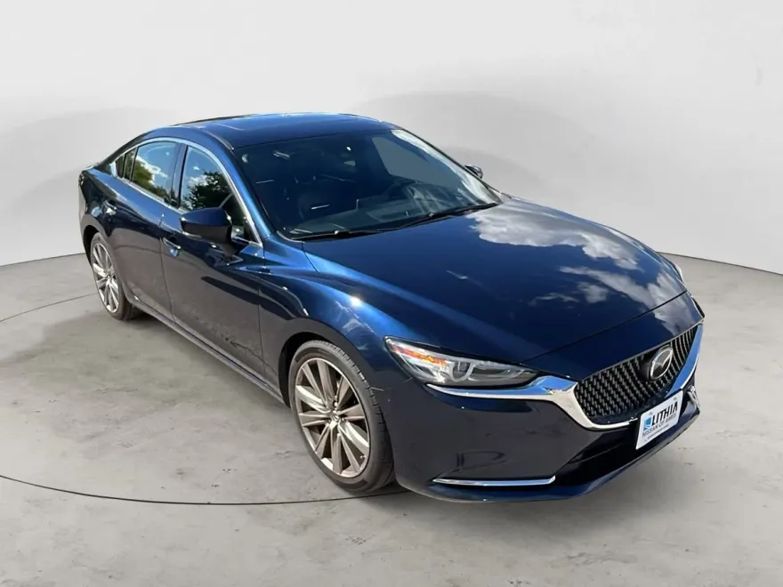 2018 Mazda Mazda6 Signature photo 1