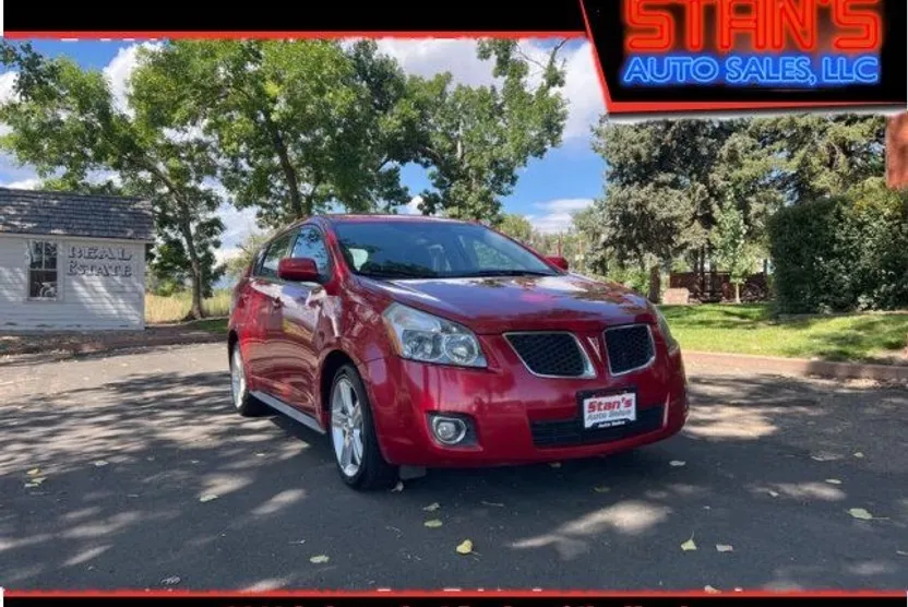 2010 Pontiac Vibe photo 1