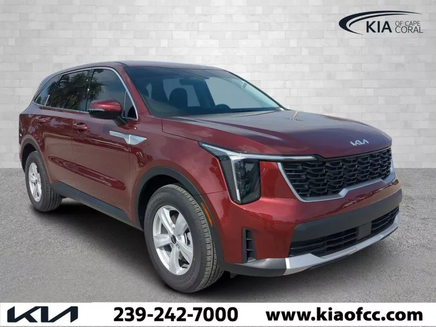 2025 Kia Sorento LX photo 1
