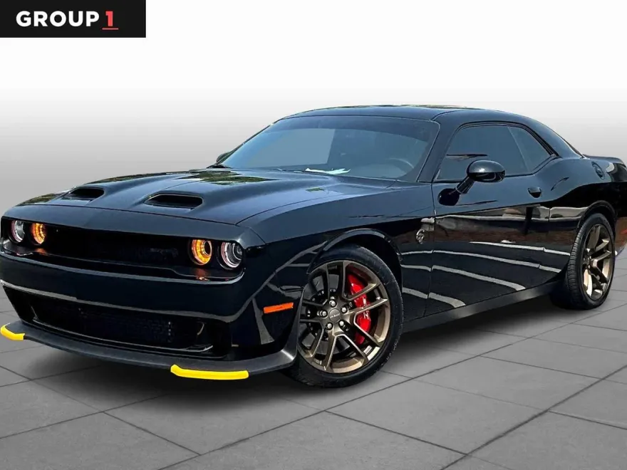 2023 Dodge Challenger SRT8 Hellcat photo 1
