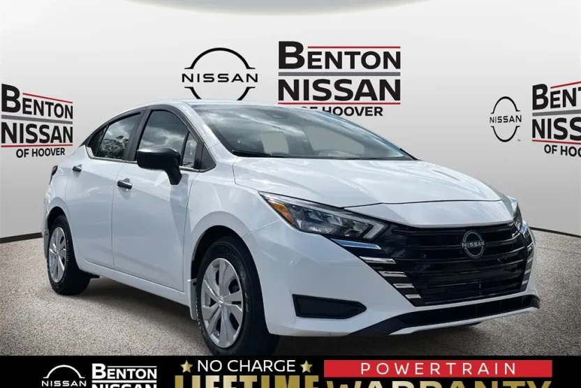 2025 Nissan Versa S photo 1