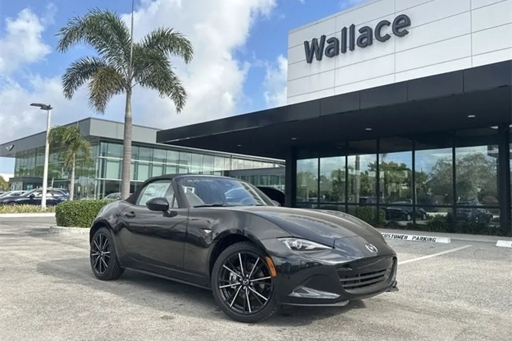 2025 Mazda MX-5 Miata Miata Grand Touring photo 1