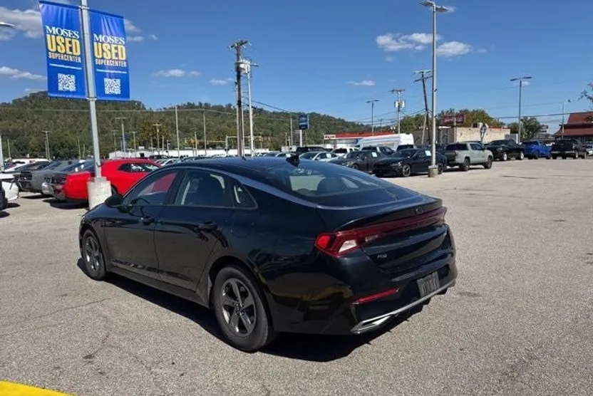 2021 Kia K5 LXS photo 1