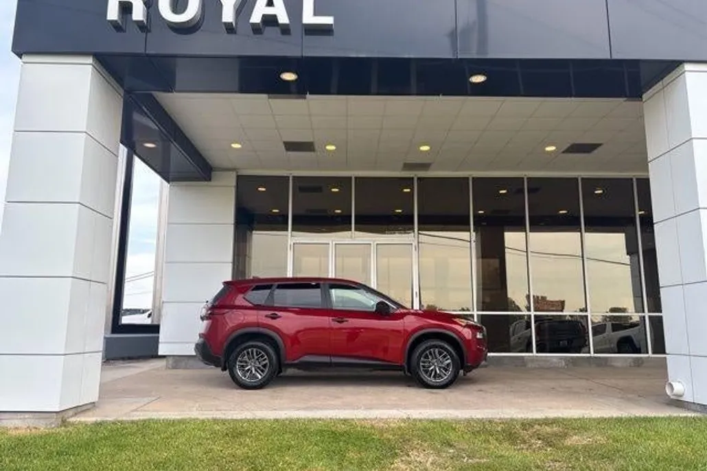 2023 Nissan Rogue S photo 1