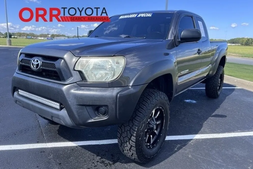 2013 Toyota Tacoma Base V6 4x4 photo 1