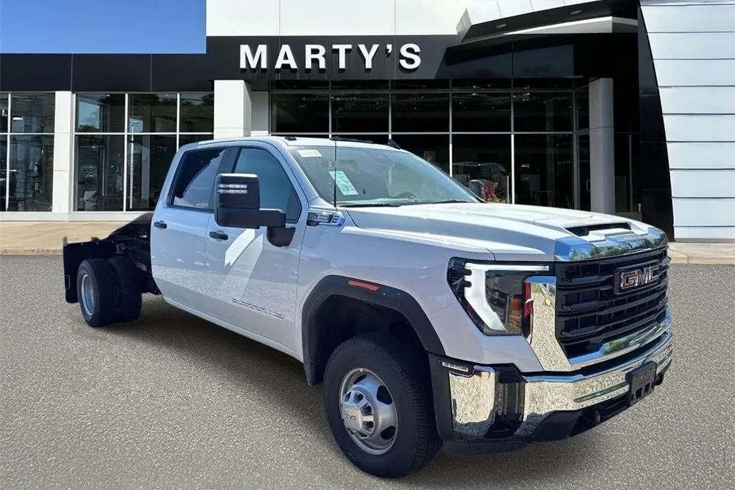 2025 Gmc Sierra 3500 HD Pro photo 1