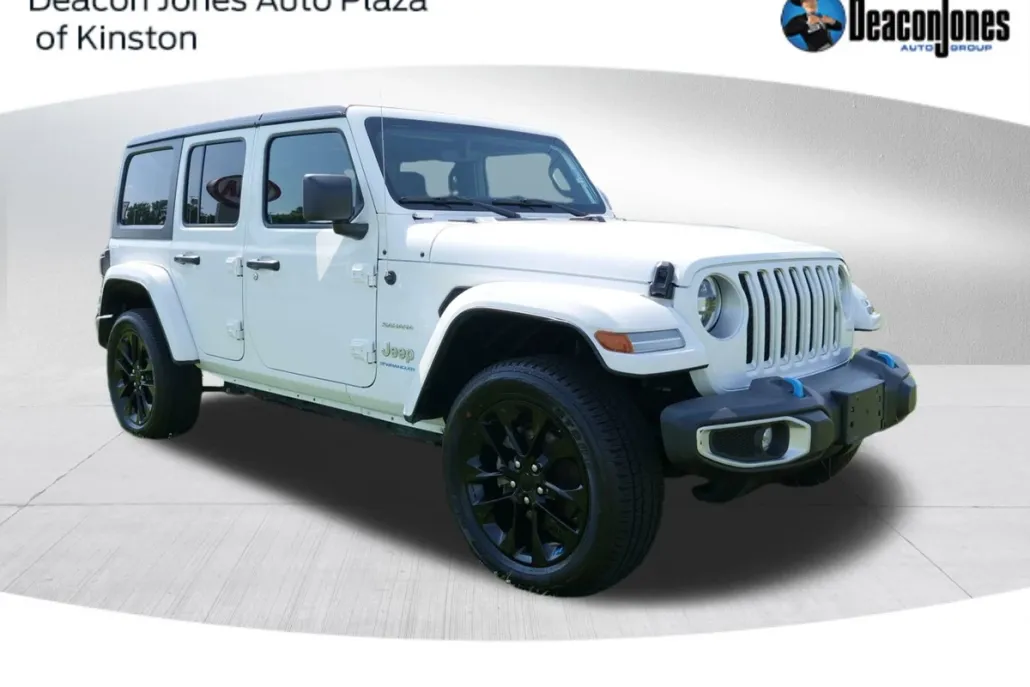 2023 Jeep Wrangler 4xe Sahara photo 1