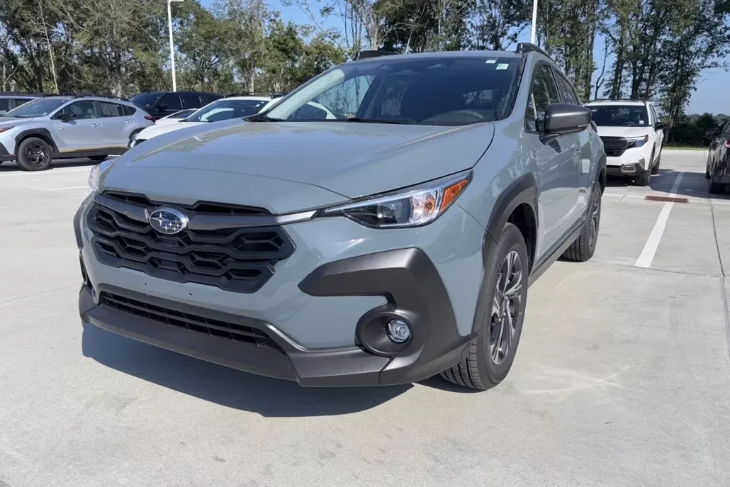 2025 Subaru Crosstrek Premium photo 1
