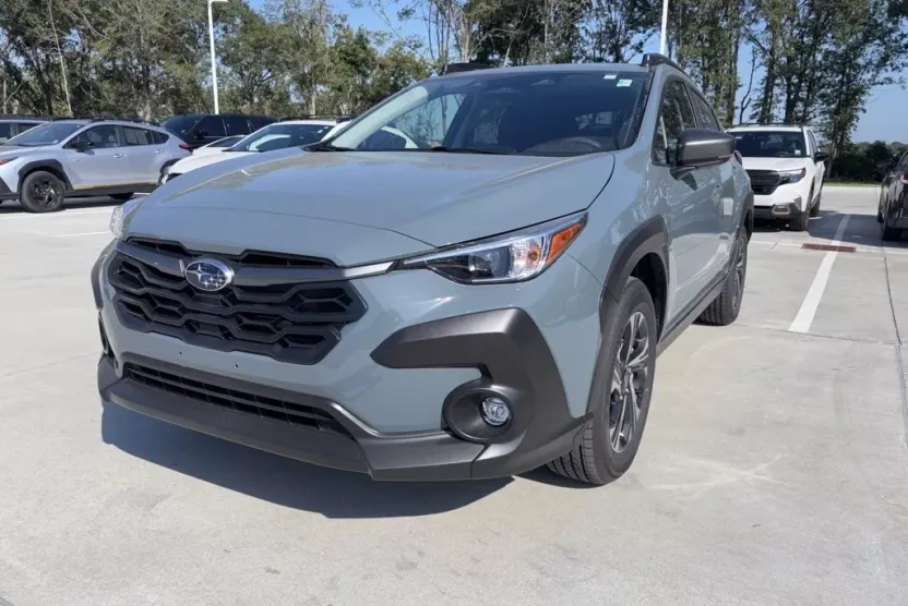 2025 Subaru Crosstrek Premium photo 1