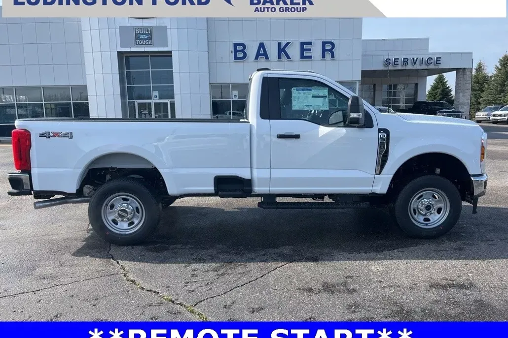 2025 Ford F-350 XL photo 1
