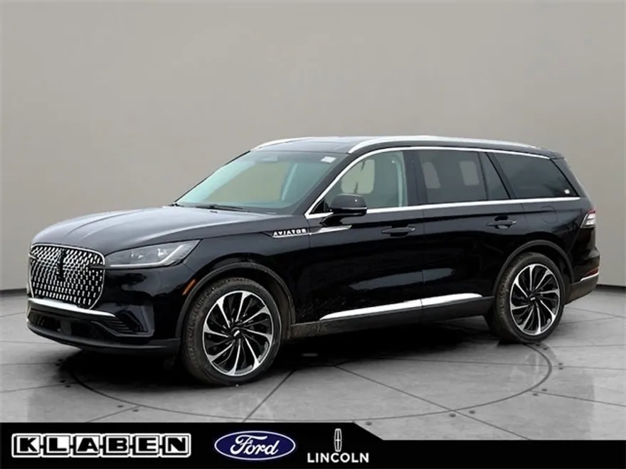 2025 Lincoln Aviator Reserve photo 1