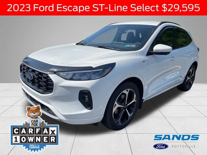 2023 Ford Escape ST-Line Select photo 1