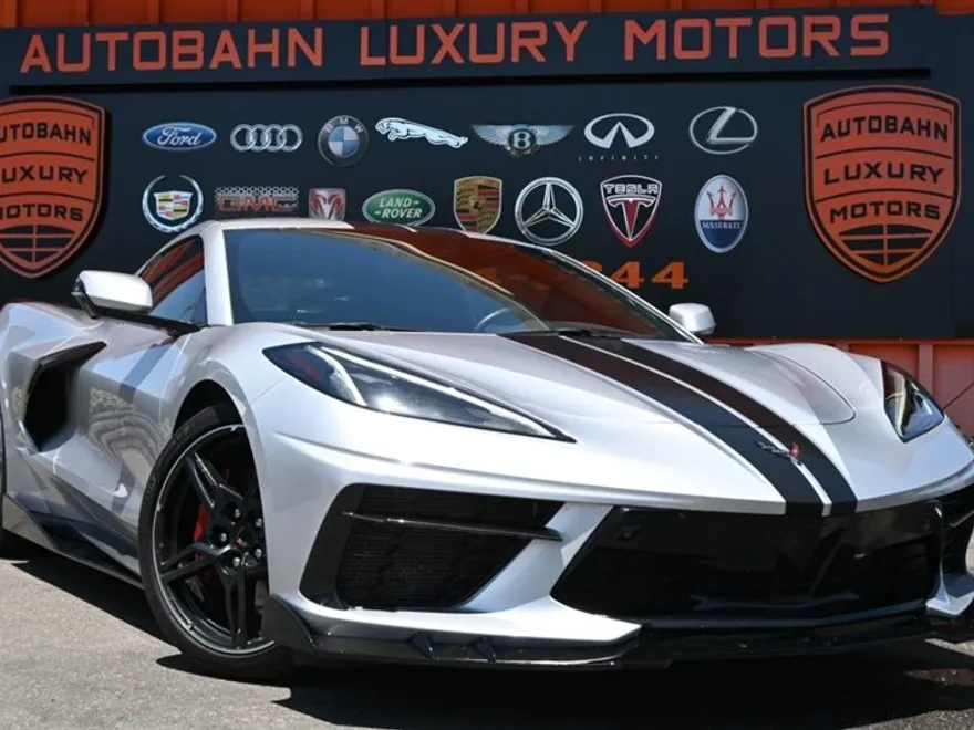 2020 Chevrolet Corvette Stingray 2LT photo 1
