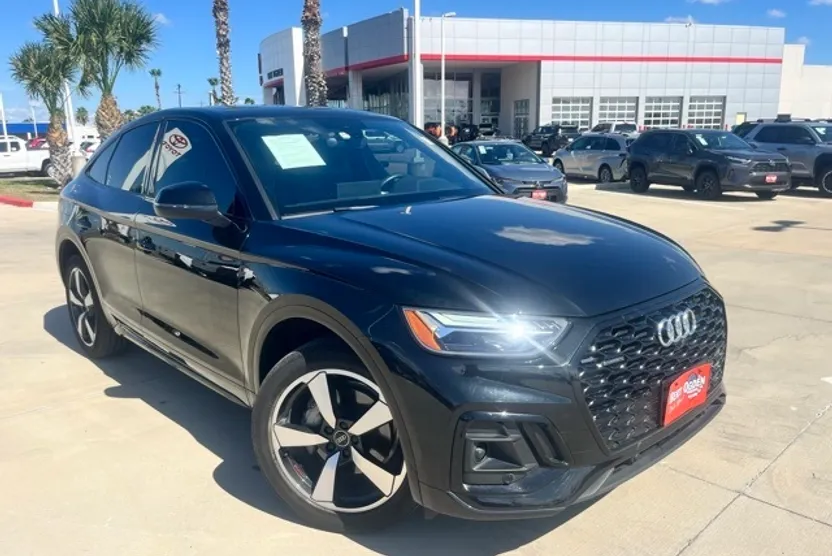 2022 Audi Q5 45 S line Premium photo 1