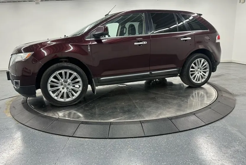 2011 Lincoln MKX photo 1