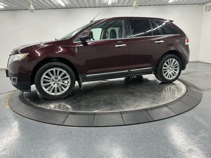 2011 Lincoln MKX photo 1