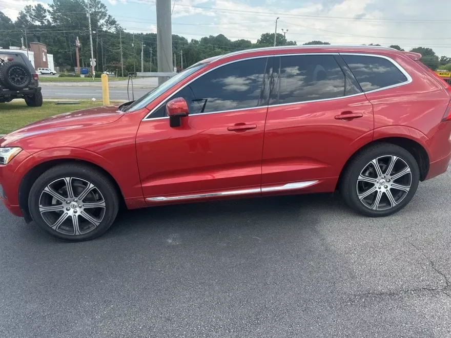 2021 Volvo XC60 T5 Inscription photo 1