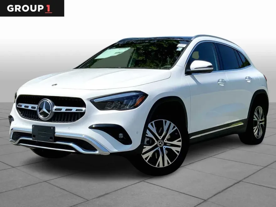 2025 Mercedes Benz GLA 250 4MATIC photo 1