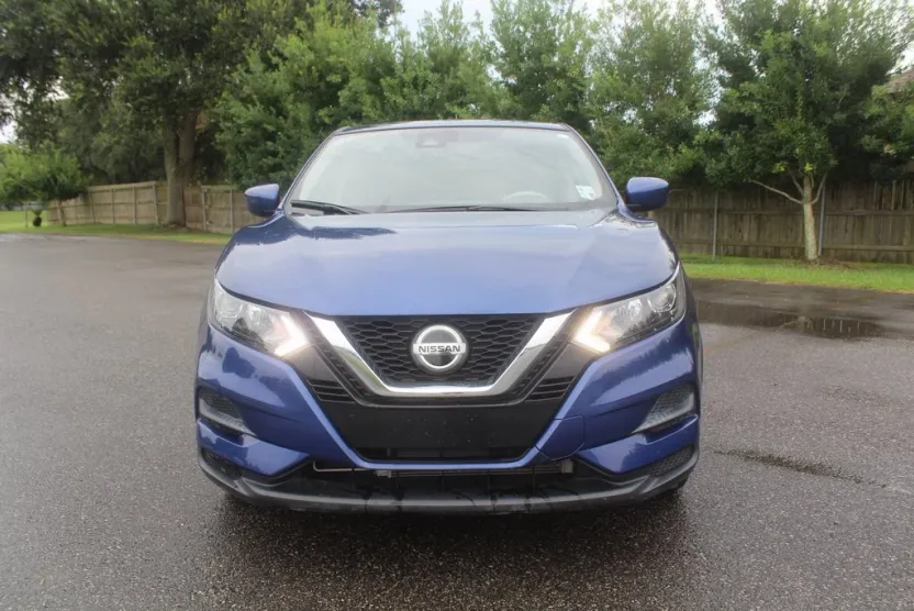 2021 Nissan Rogue Sport S photo 1