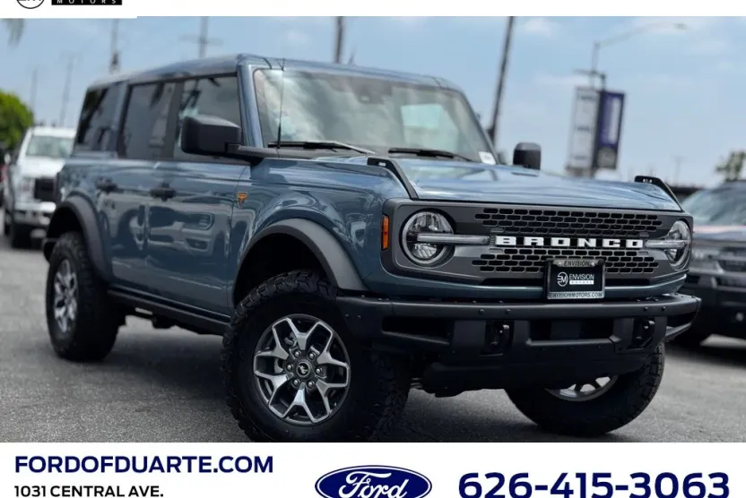 2025 Ford Bronco Badlands photo 1