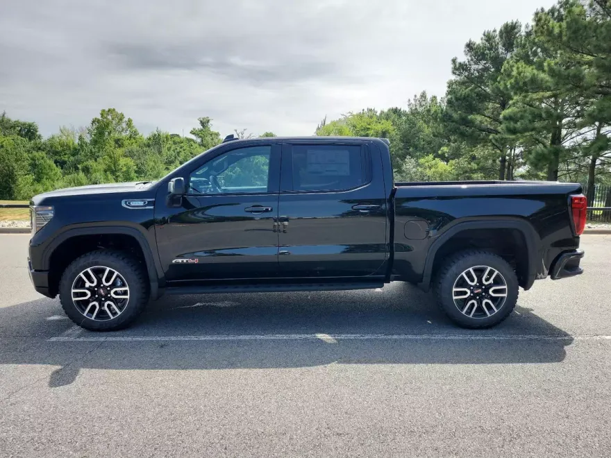 2026 Gmc Sierra 1500 AT4 photo 1