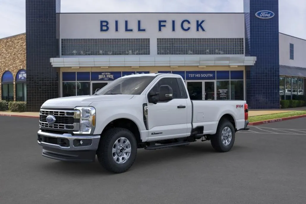2024 Ford F-350 XLT photo 1