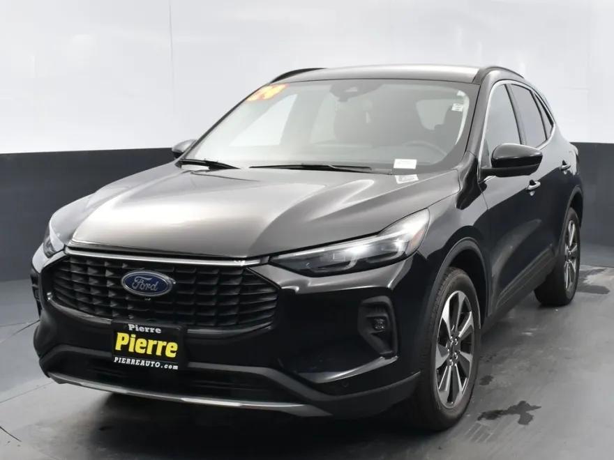 2024 Ford Escape Platinum photo 1