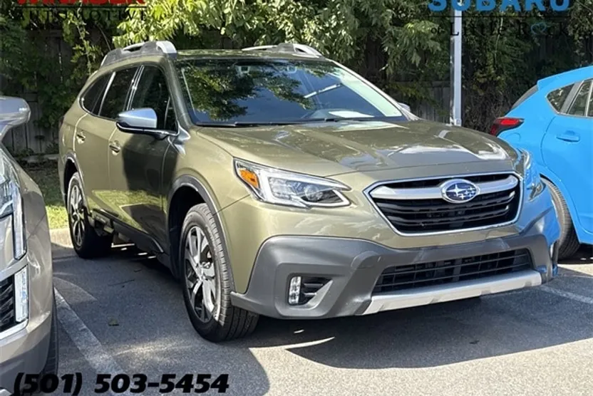 2020 Subaru Outback Touring XT photo 1