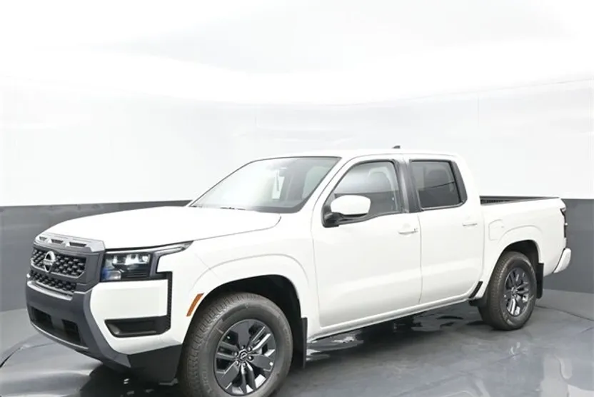 2026 Nissan Frontier SV photo 1