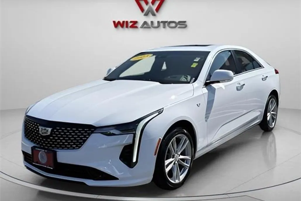 2023 Cadillac CT4 Luxury photo 1