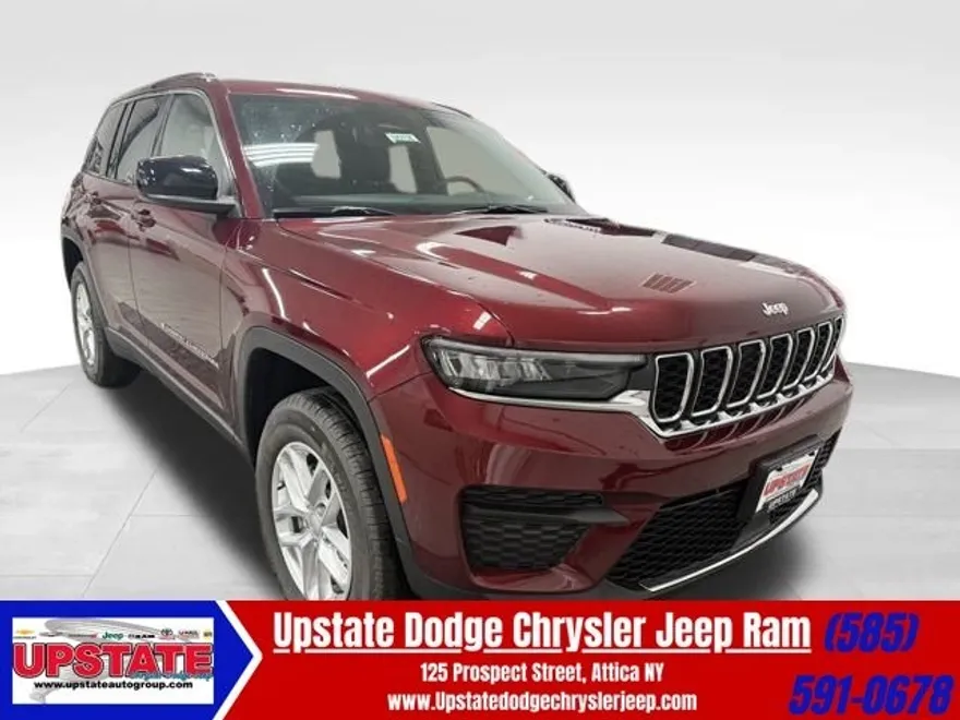 2025 Jeep Grand Cherokee Laredo X photo 1