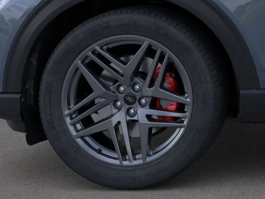 2025 Ford Explorer ST-Line photo 1