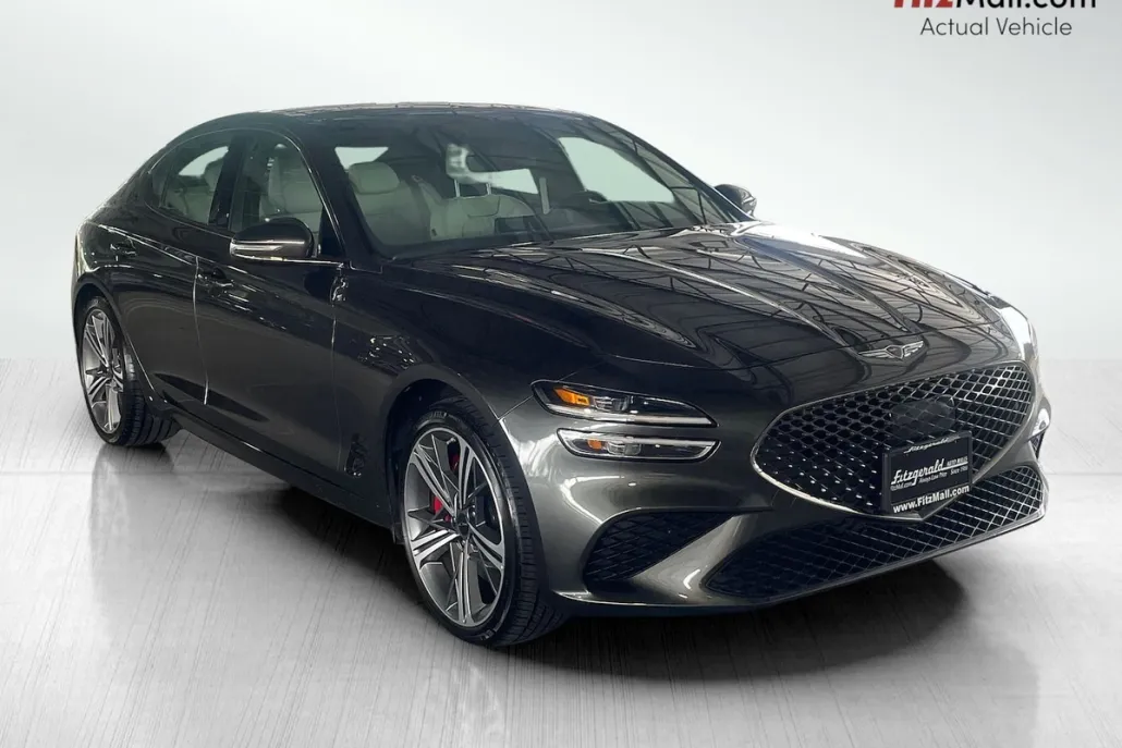 2024 Genesis G70 2.5T photo 1