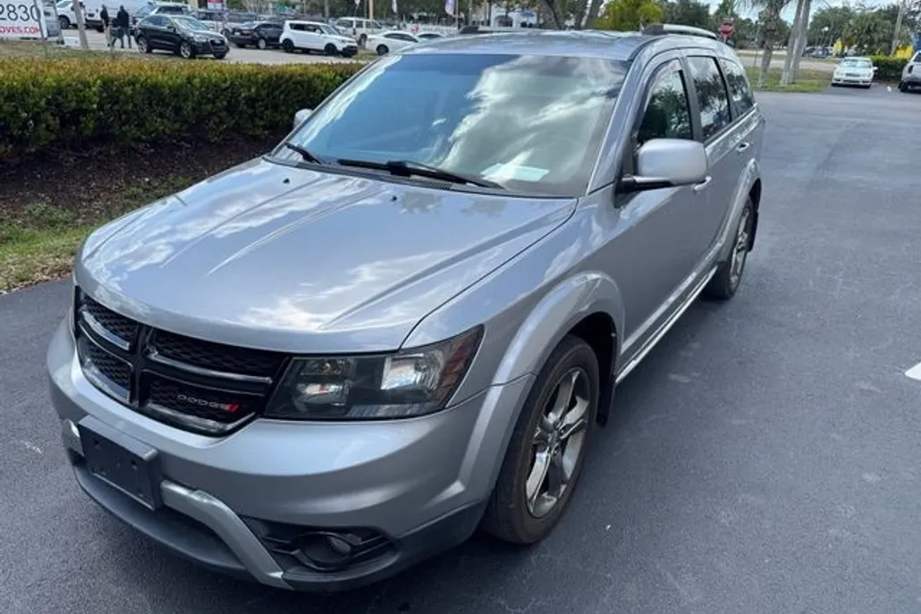 2016 Dodge Journey Crossroad photo 1