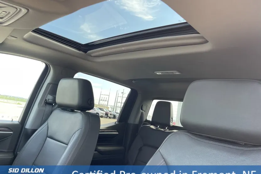 2022 Chevrolet Silverado 1500 LTZ photo 1